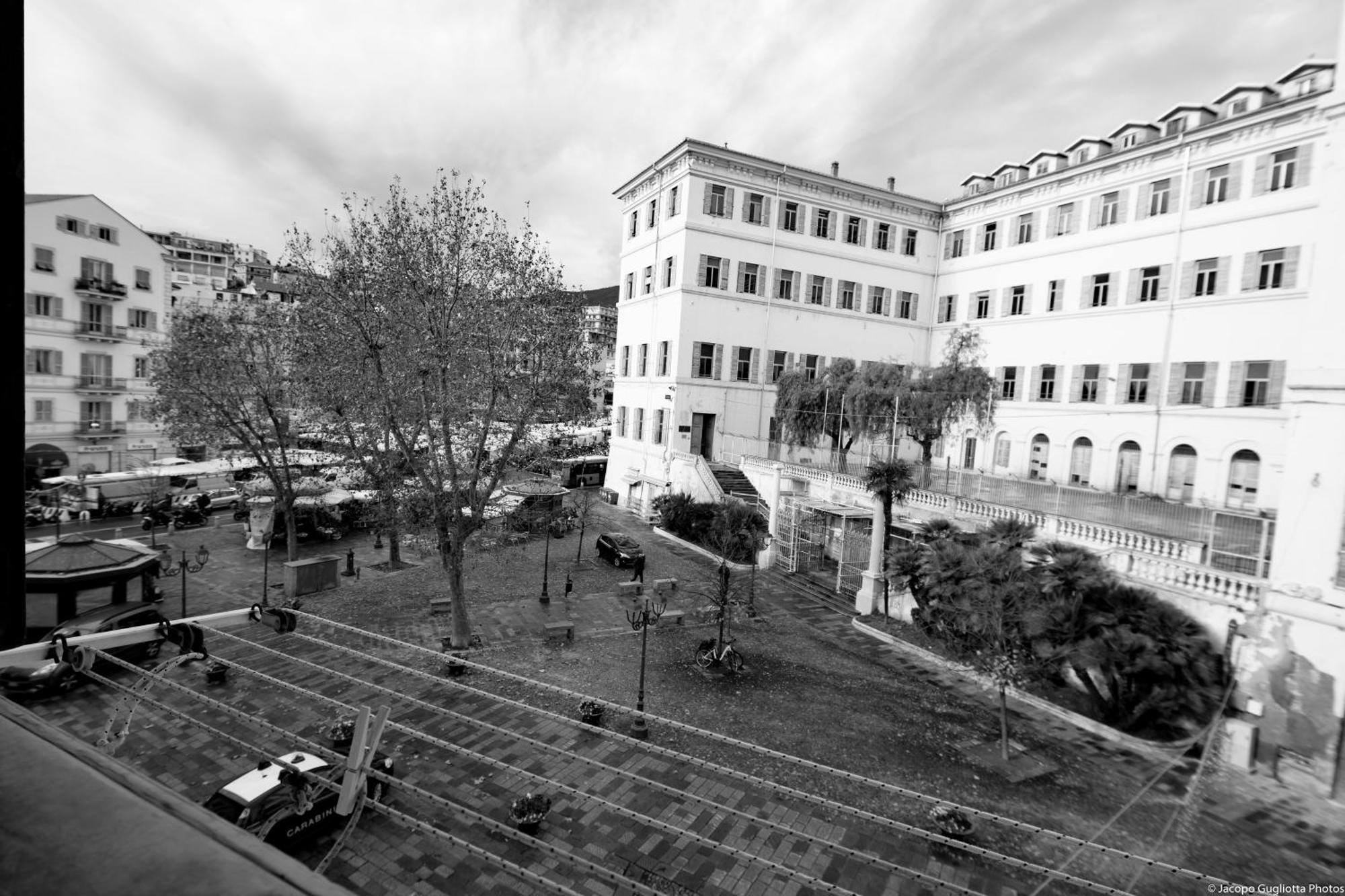 Homeholidaysanremo - Palace Eksteriør billede
